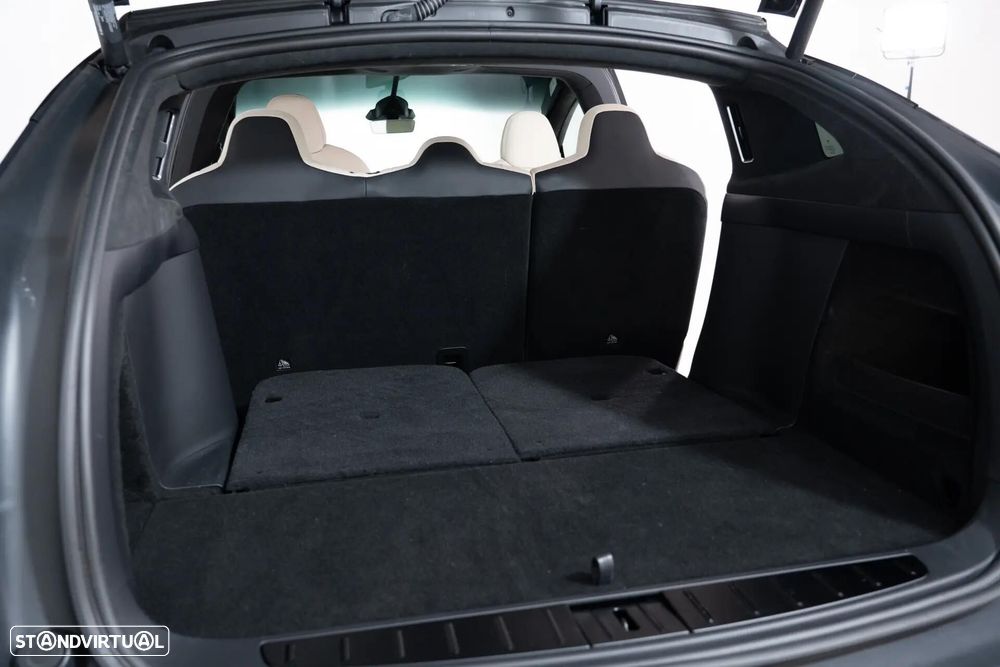 Tesla Model X Long Range AWD - 11