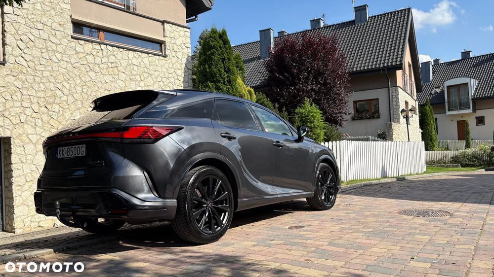 Lexus RX 500h F Sport Edition - 3