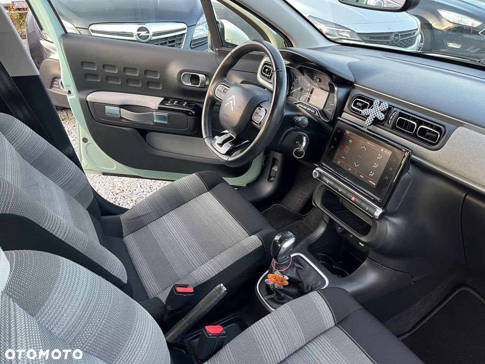 Citroën C3 Pure Tech 82 FEEL - 27