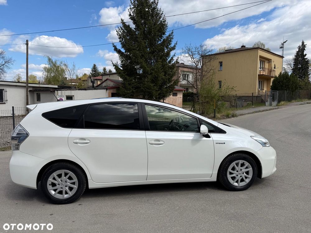 Toyota Prius+ (Hybrid) Executive - 6