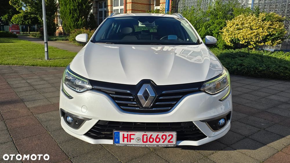 Renault Megane ENERGY TCe 130 EDC BOSE EDITION - 3