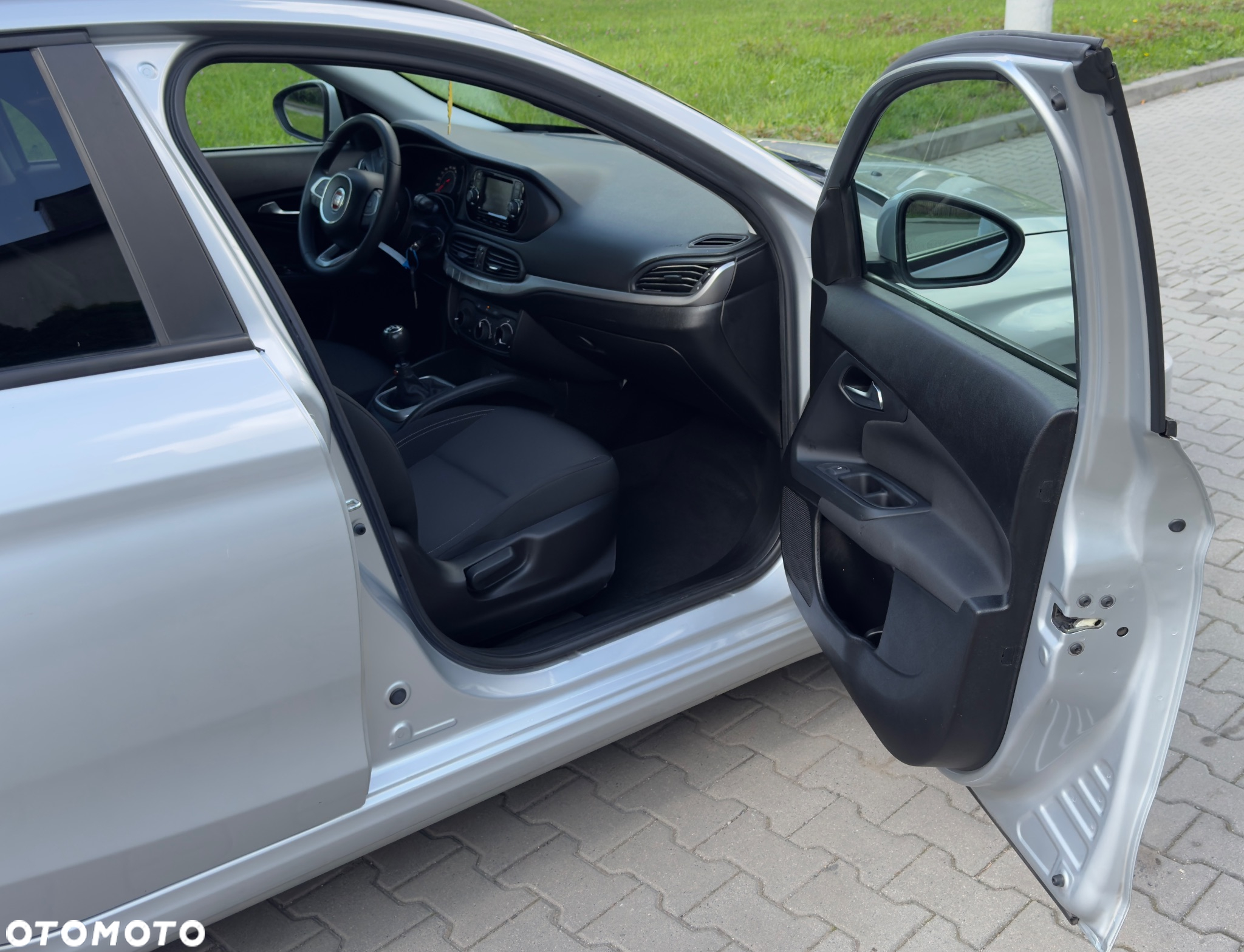 Fiat Tipo 1.4 T-Jet 16v Lounge EU6d - 19