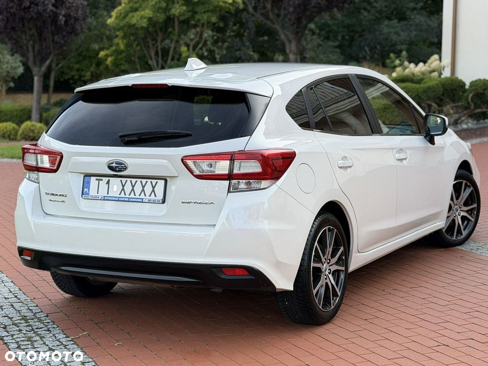 Subaru Impreza 2.0i Exclusive (EyeSight) Lineartronic - 11