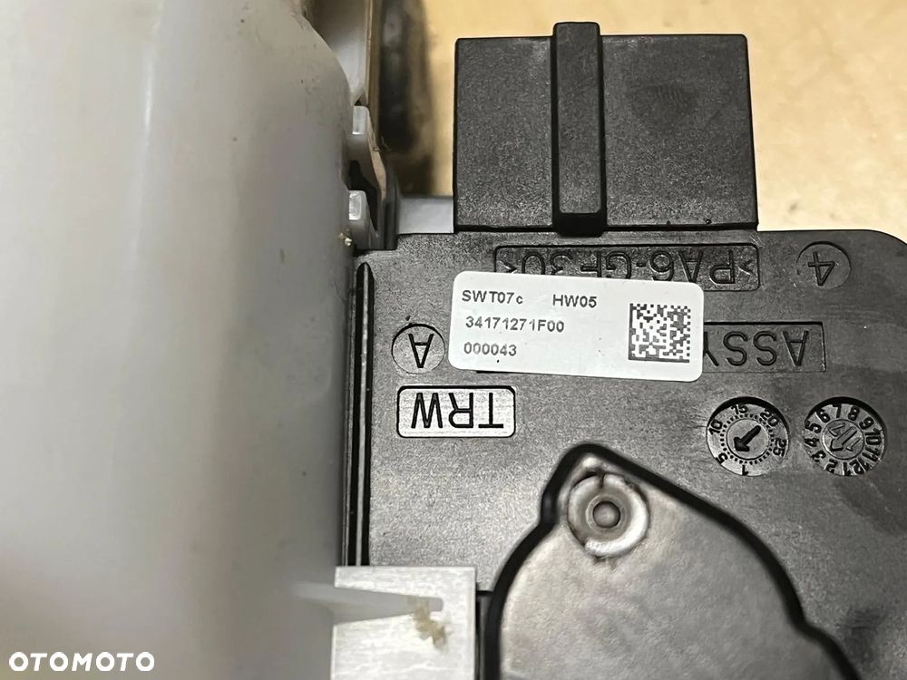 Pas bezpieczeństwa przedni prawy 34171271F00 Mercedes E Klasa W213 - 3