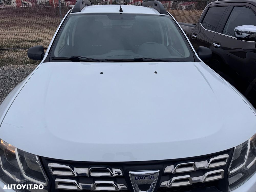 Dacia Duster 1.6 4x4 Laureate - 31
