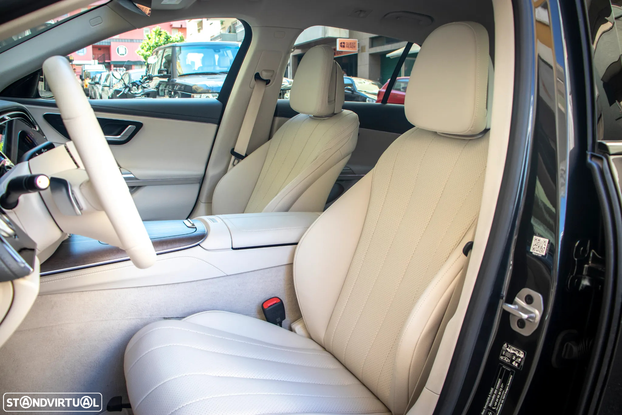 Mercedes-Benz E 300 de 4Matic All-Terrain - 11