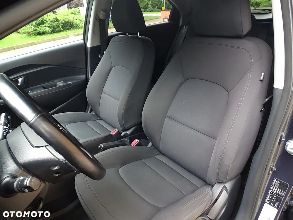 Kia Rio 1.2 Dream Team Edition - 17
