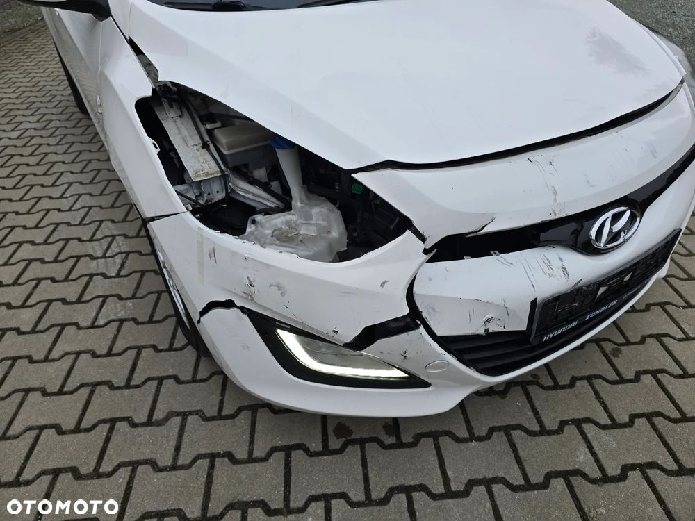 Hyundai i30 i30cw 1.6 CRDi Trend - 25