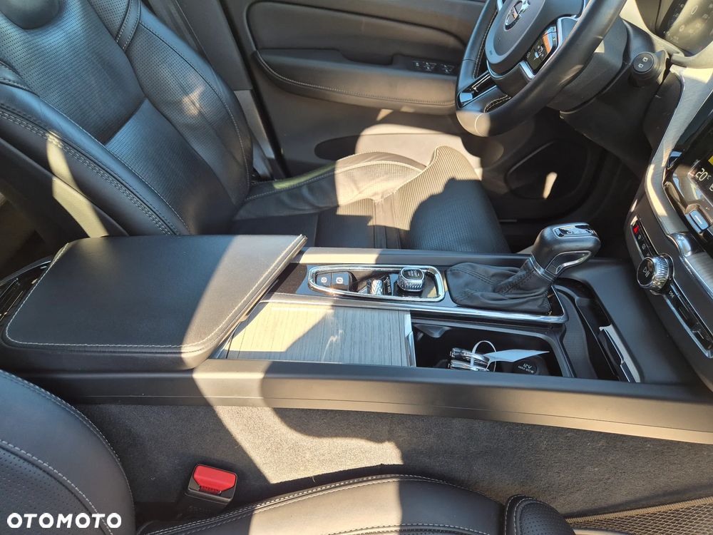 Volvo XC 60 D4 Geartronic Inscription - 35