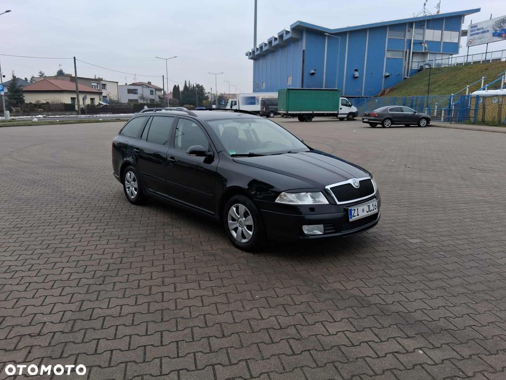 Skoda Octavia - 2