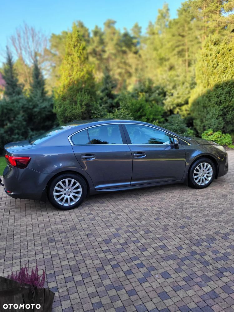 Toyota Avensis 1.6 Life - 8