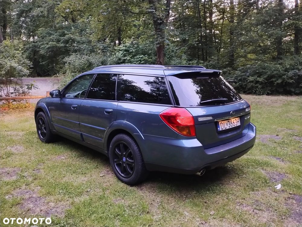 Subaru Outback 3.0 H6 - 29
