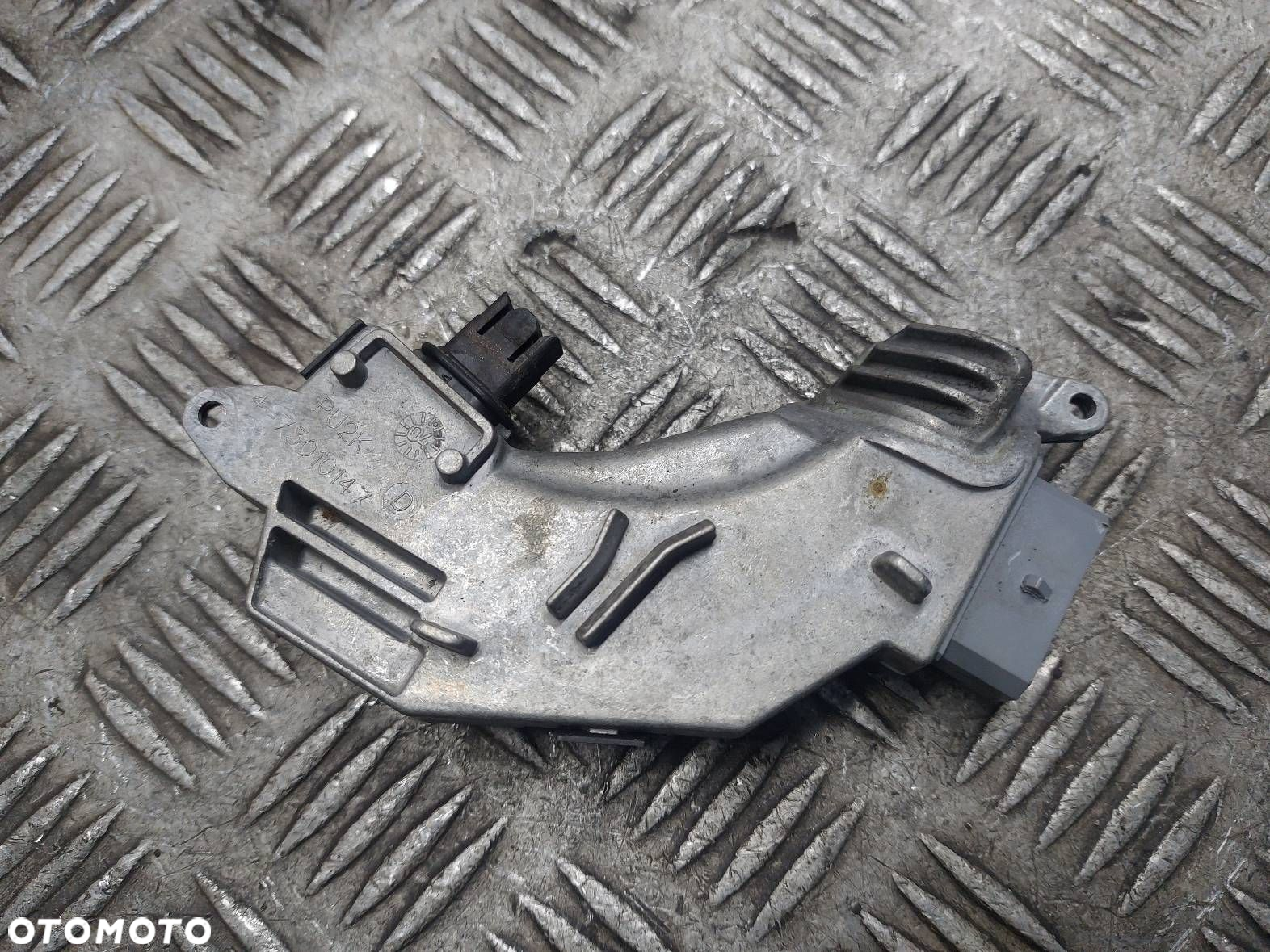 REZYSTOR DMUCHAWY NAWIEWU OPEL VECTRA C 73421312 - 3