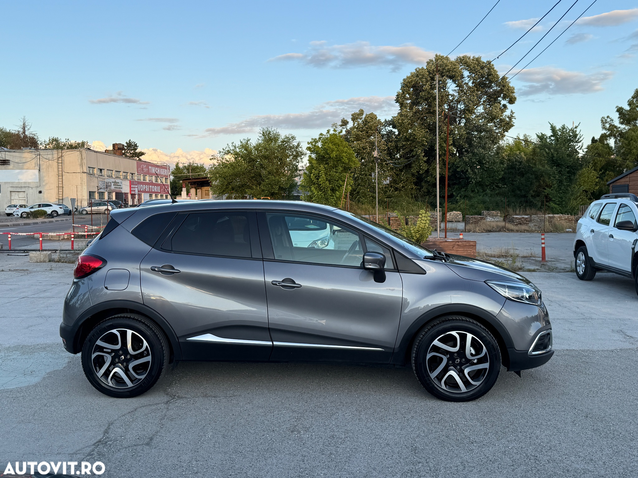 Renault Captur ENERGY TCe EDC Intens - 7
