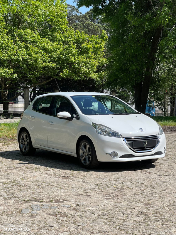 Peugeot 208 1.2 PureTech Allure