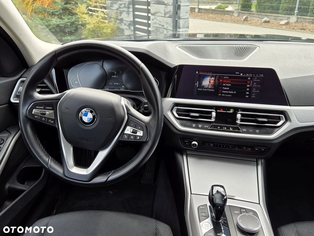 BMW Seria 3 320i Advantage - 15