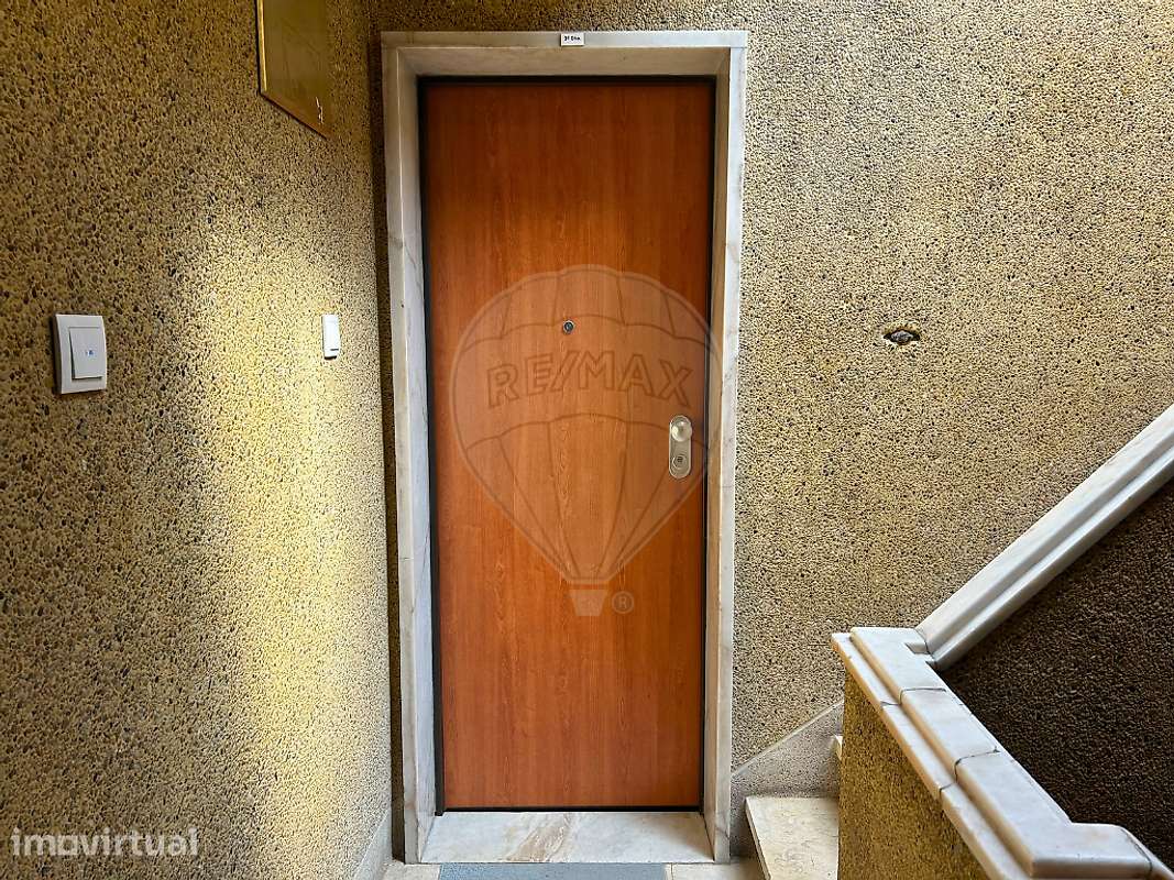Apartamento T2 para arrendamento - Grande imagem: 2/10