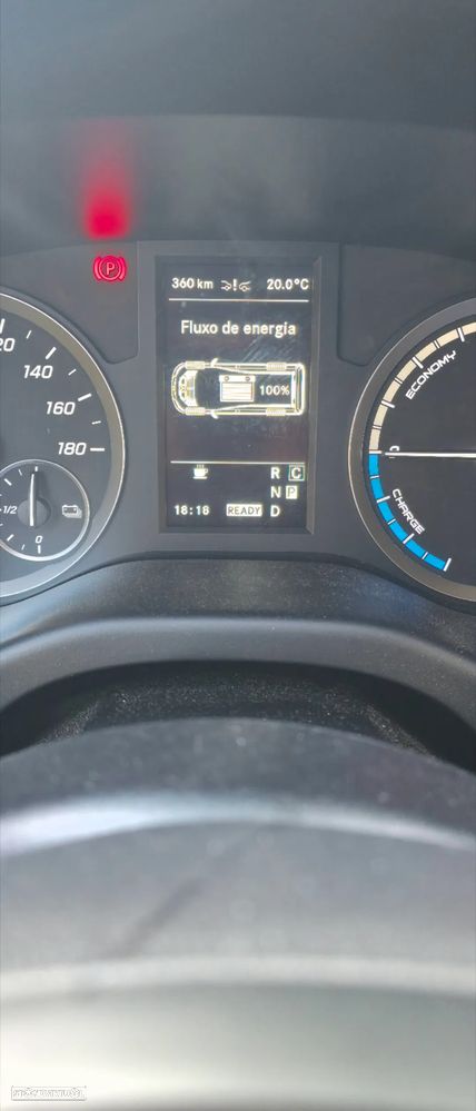 Mercedes-Benz eVito Tourer 126 Longa PRO - 20