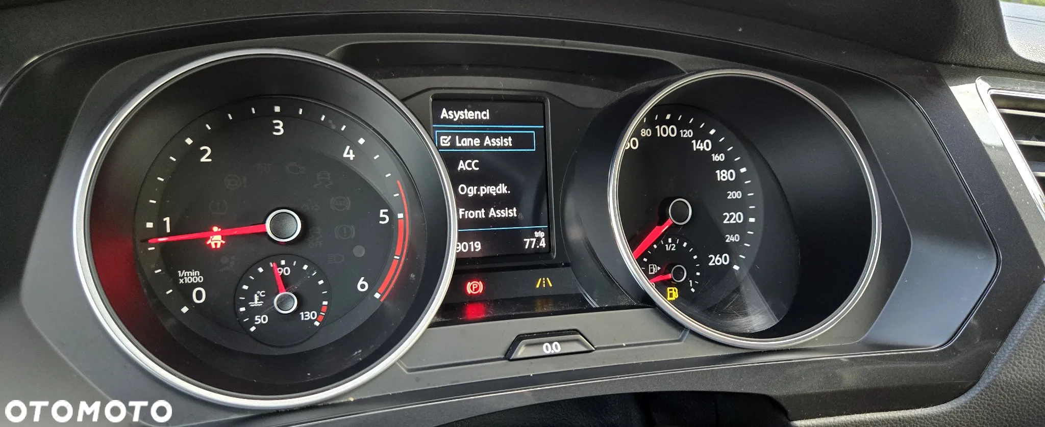 Volkswagen Tiguan Allspace 2.0 TDI SCR Comfortline - 23