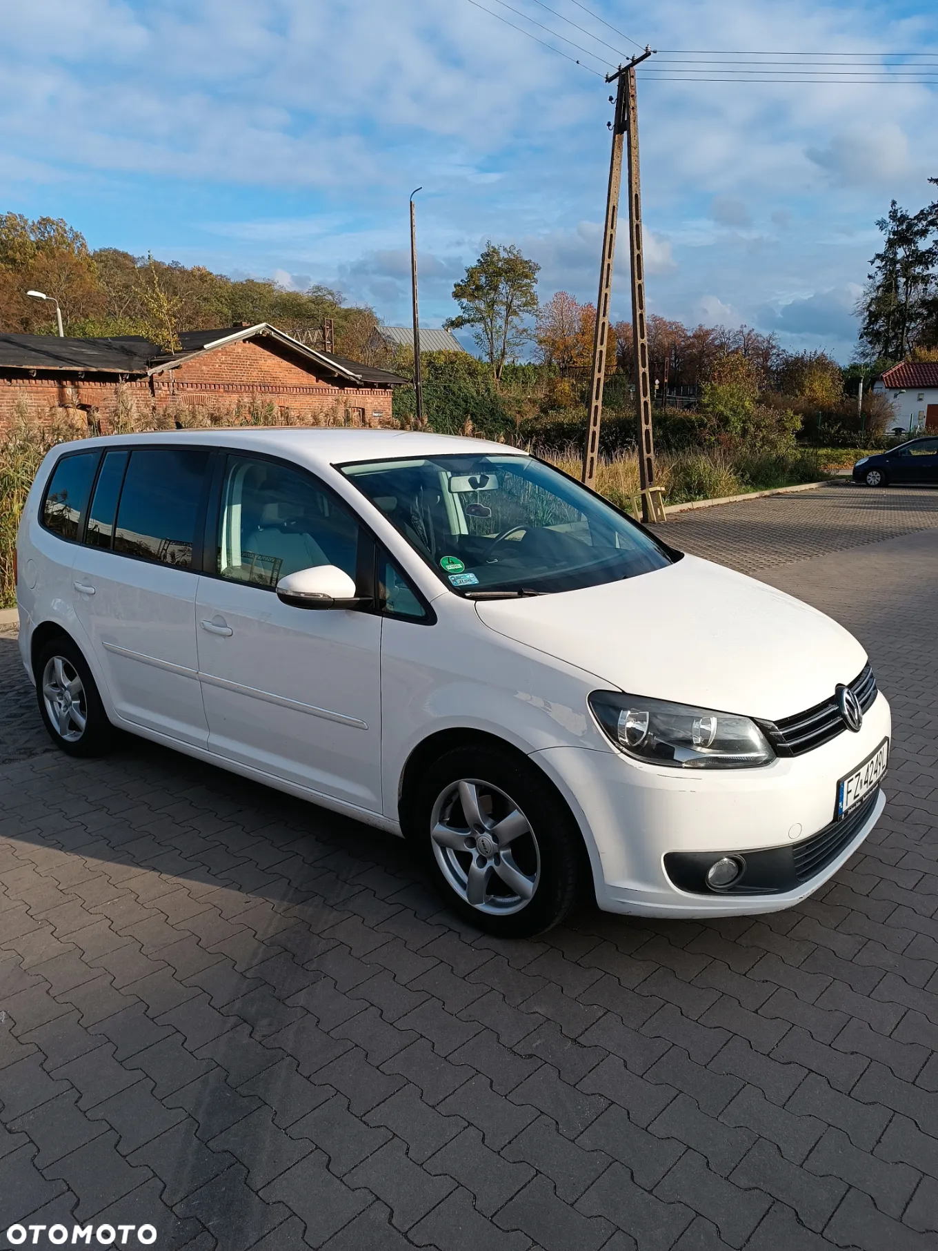 Volkswagen Touran - 2