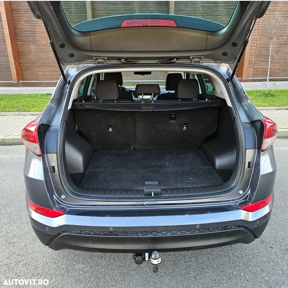 Hyundai Tucson blue 1.7 CRDi 2WD DCT Premium - 13