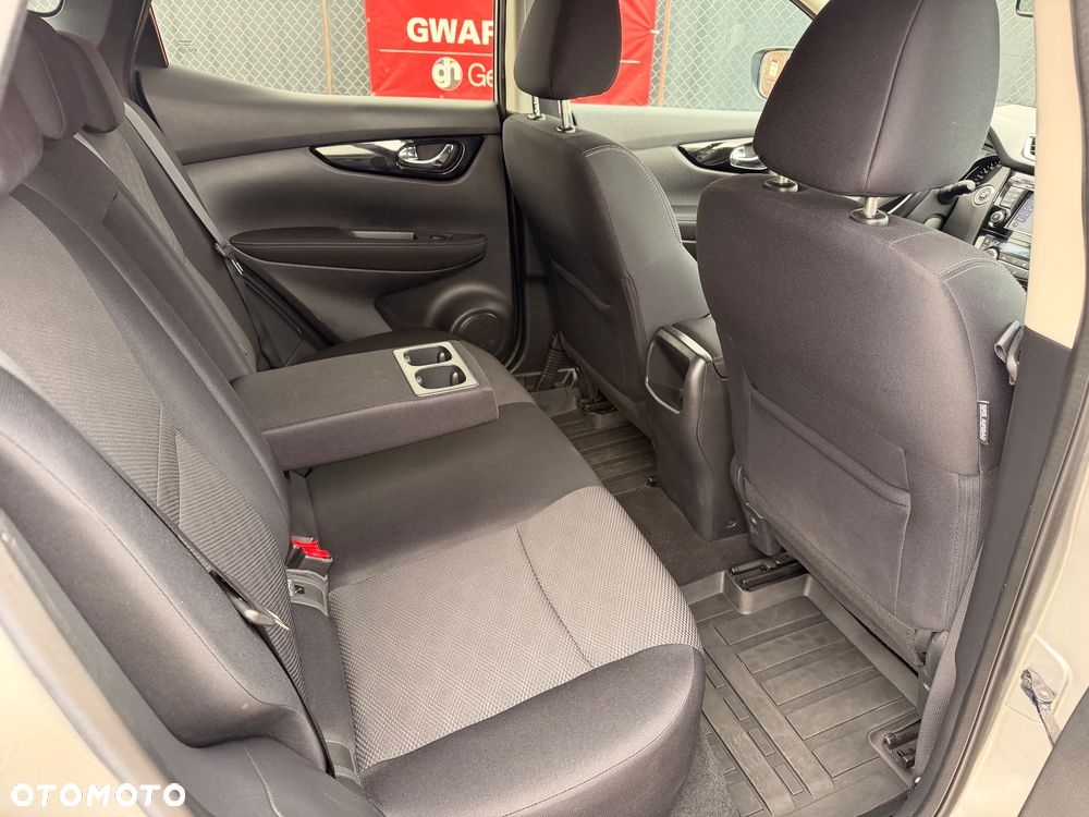 Nissan Qashqai 1.5 dCi Visia - 11
