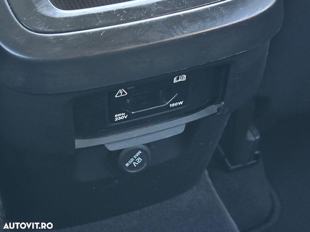 Volvo XC 60 B5 D AWD Geartronic Momentum Pro - 26