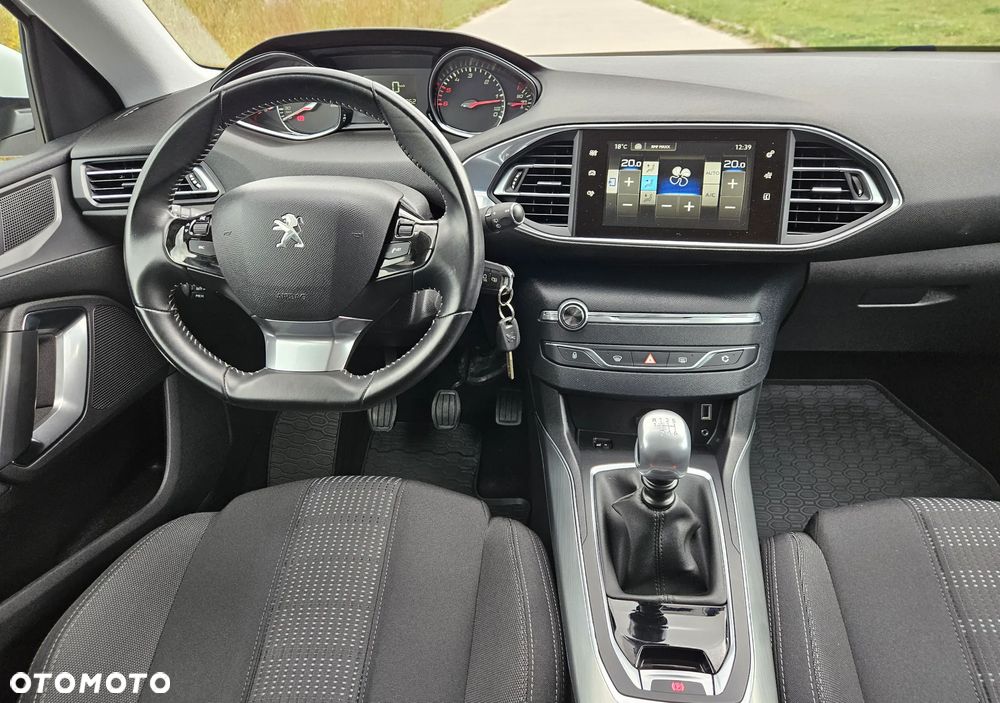 Peugeot 308 BlueHDi FAP 120 Stop & Start Allure - 13