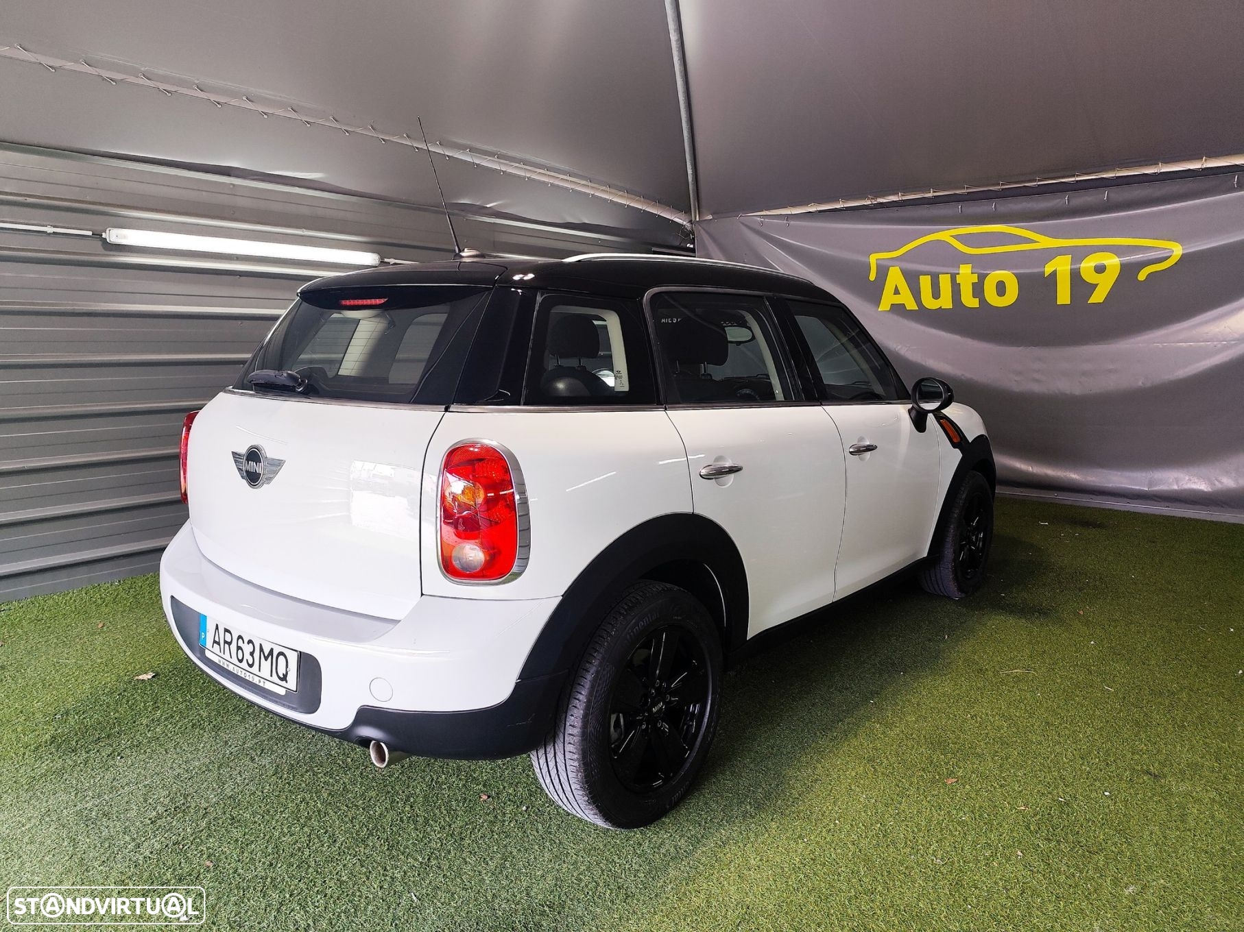 MINI Countryman One D - 5