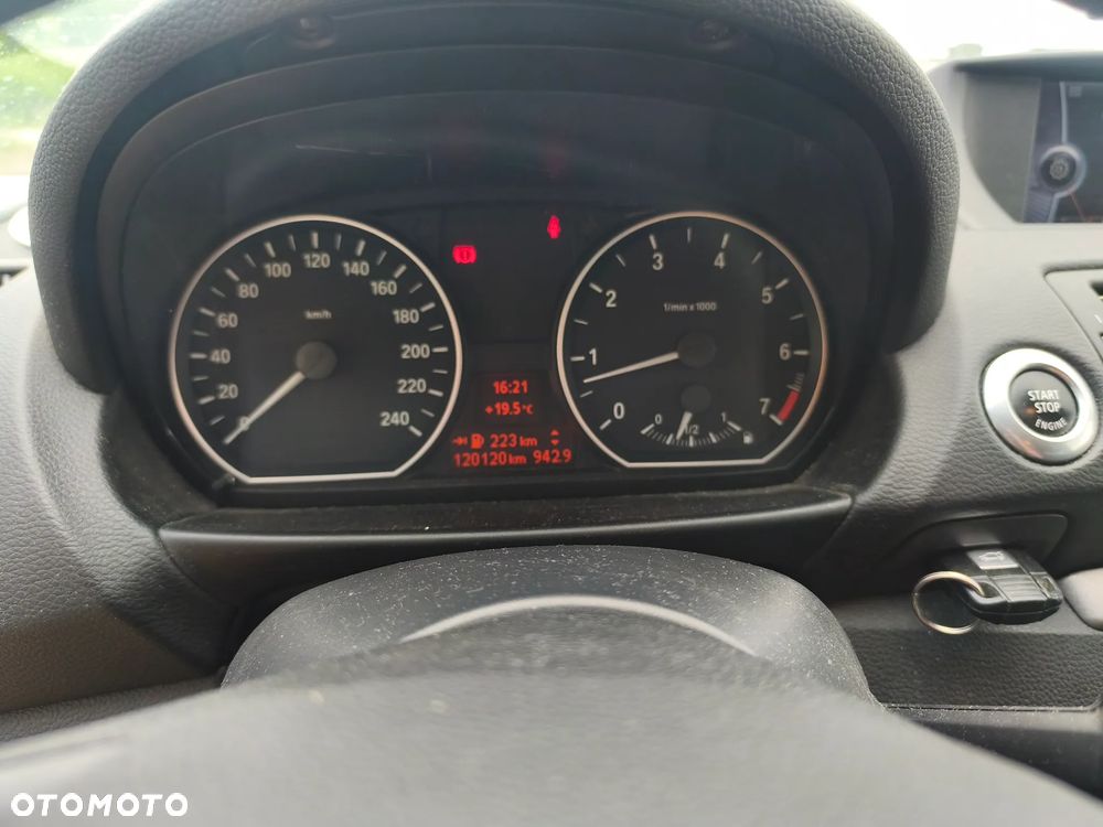 BMW Seria 1 - 30