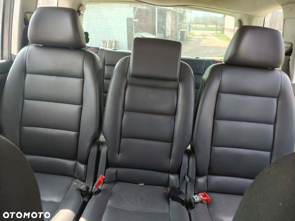 Volkswagen Touran 1.9 TDI Highline DSG - 7