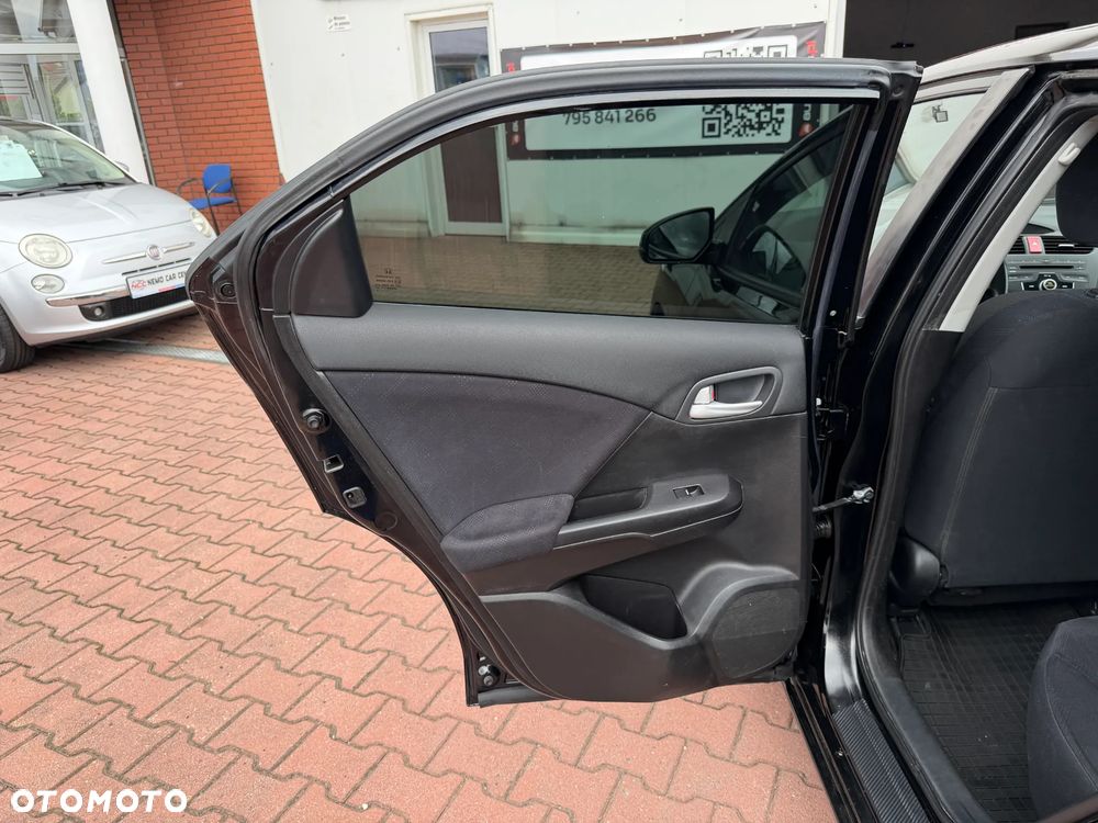 Honda Civic 1.8 Executive - 23