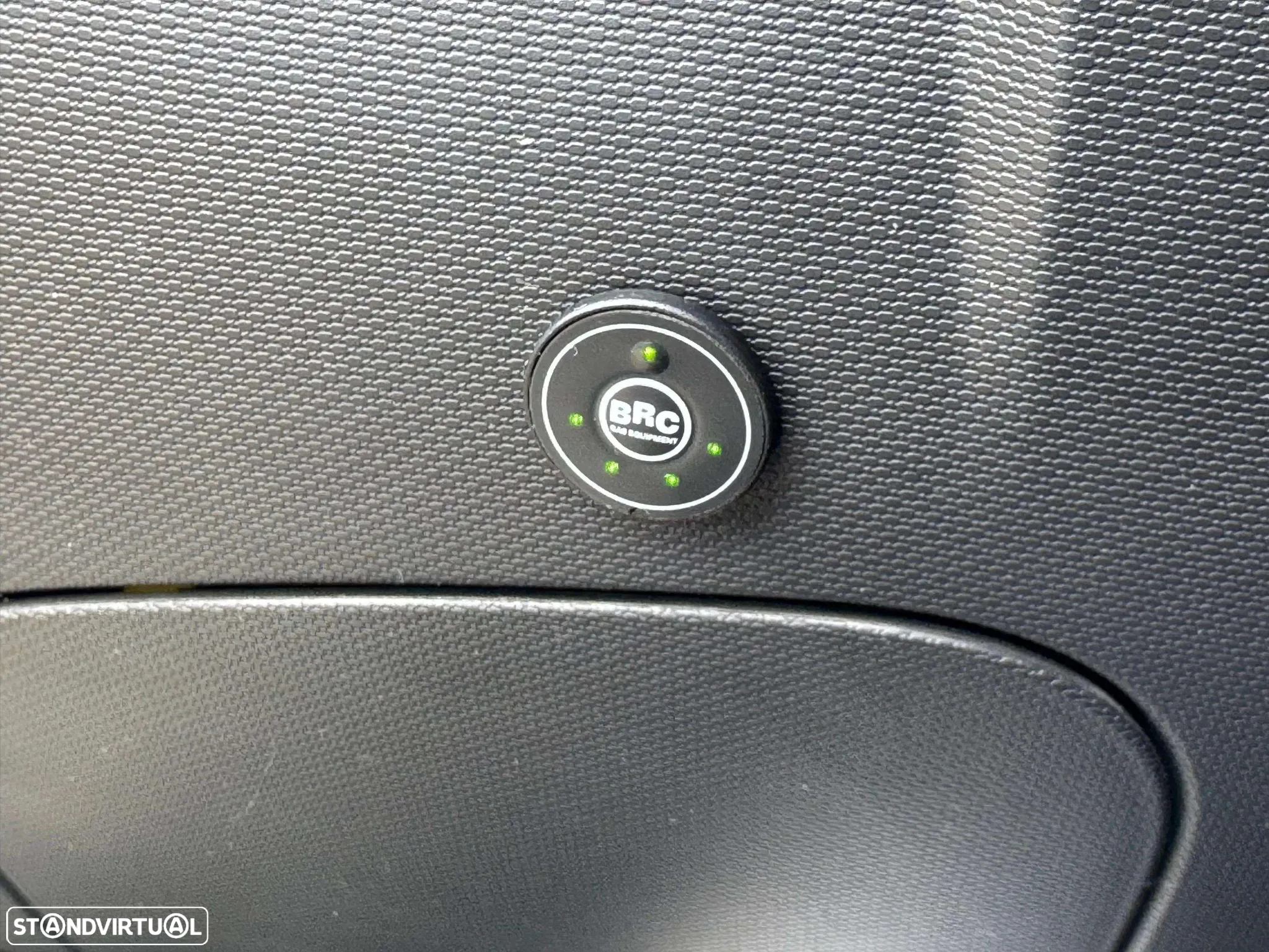 Renault Captur 1.0 TCe Exclusive Bi-Fuel - 21