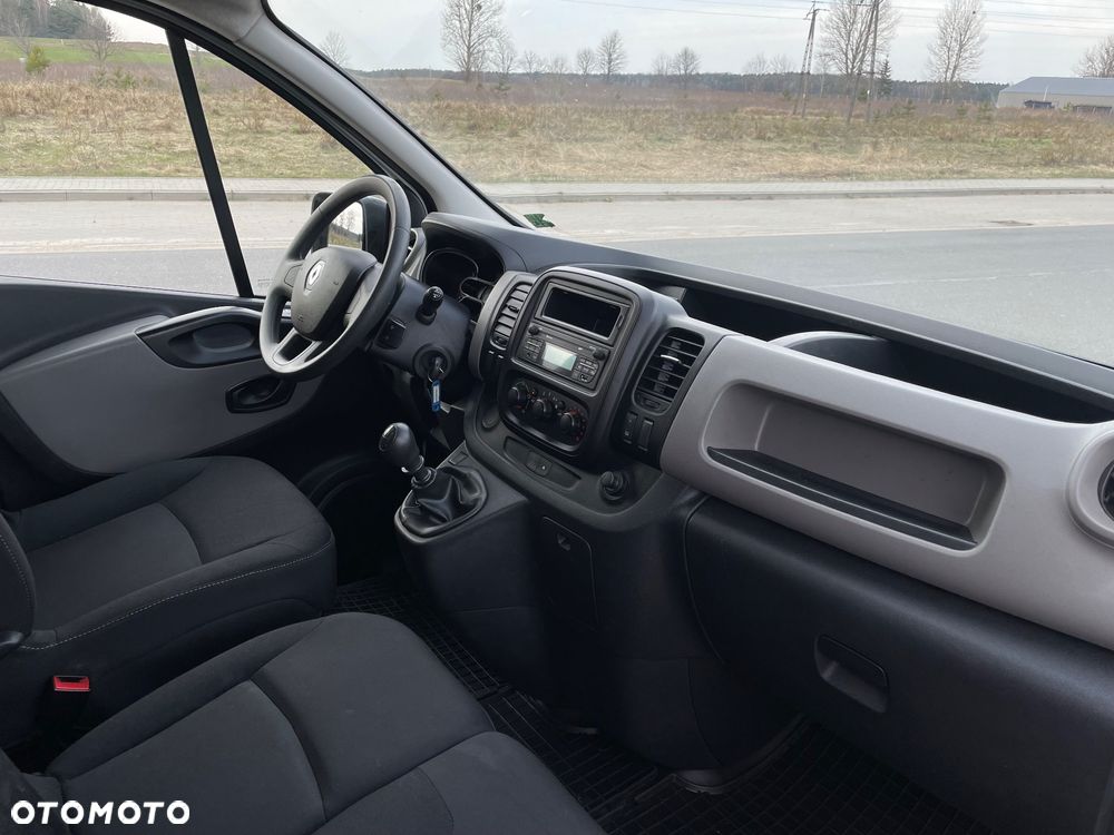 Renault Trafic - 19