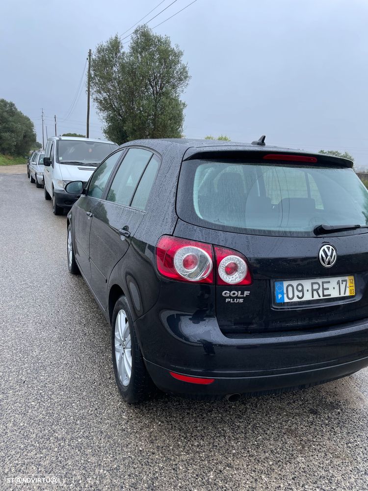 VW Golf Plus 1.6 TDi DPF BlueMotion DSG Comfortline - 4