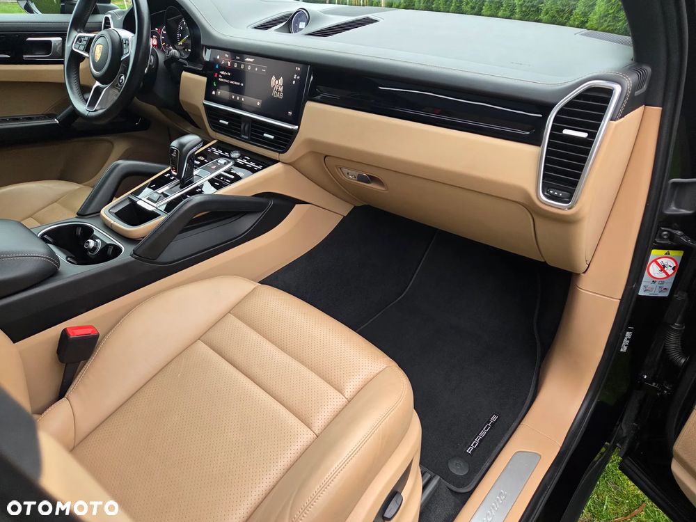 Porsche Cayenne E-Hybrid Tiptronic S - 24
