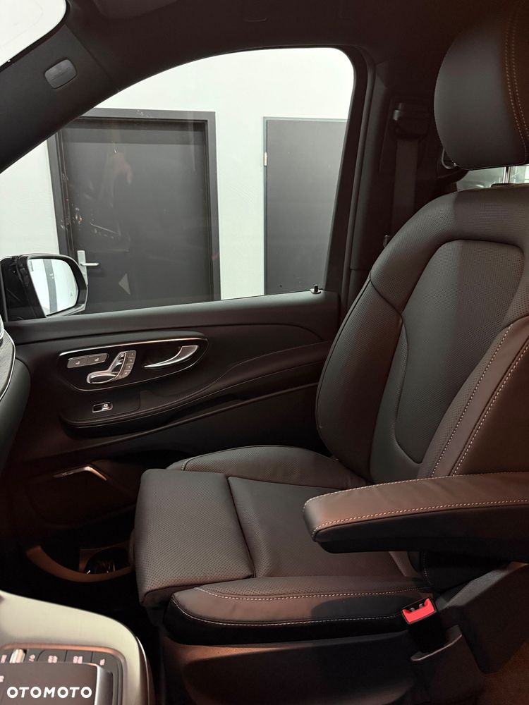 Mercedes-Benz Klasa V 300 d 4-Matic 9G-Tronic Exclusive (ekstra d³) - 11