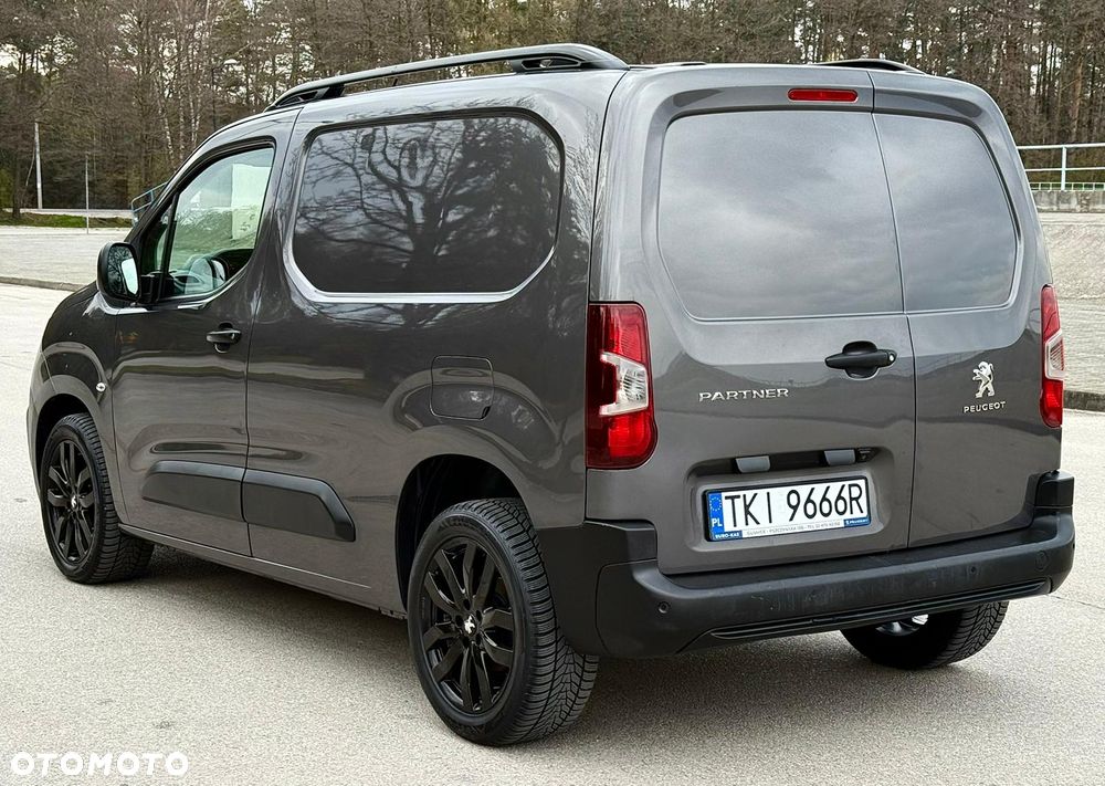 Peugeot Partner 1.5 130KM Automat 3 Osobwy Salon Polska Bezwypadkowy FVAT23% - 4
