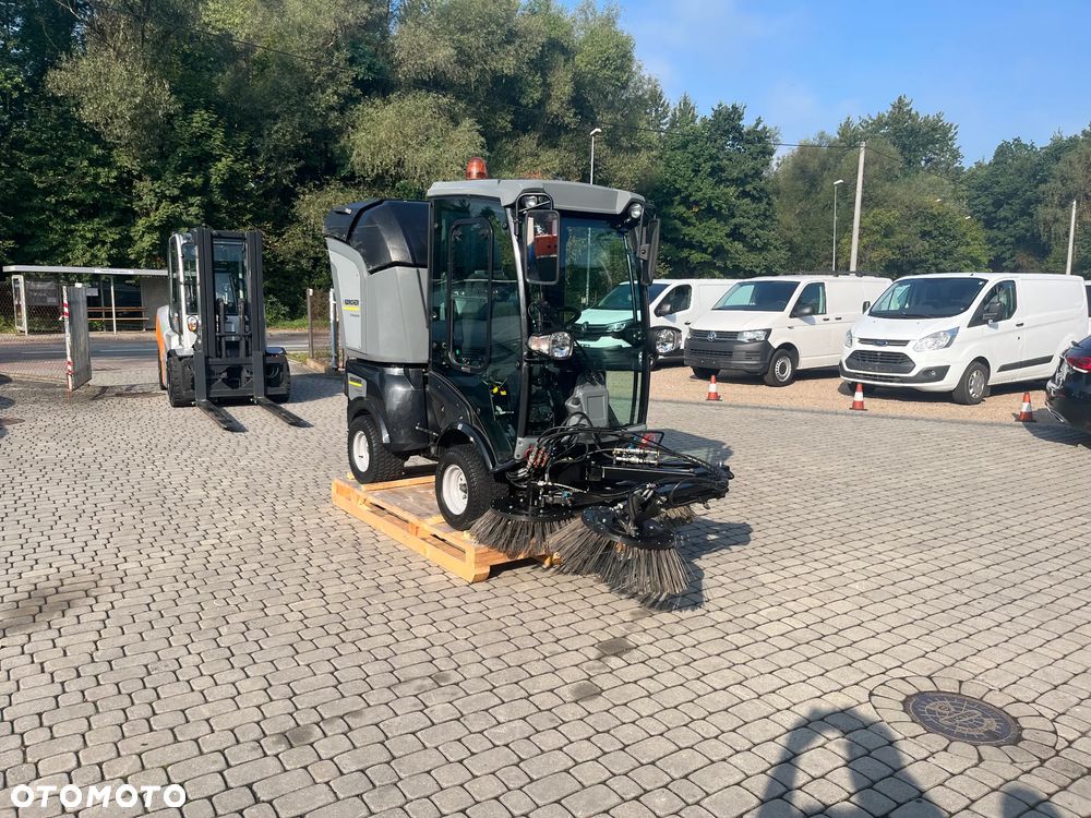 KARCHER PROFESSIONAL MIC 34C zamiatarka spalinowa DIESEL 24KW Stan idealny - 3
