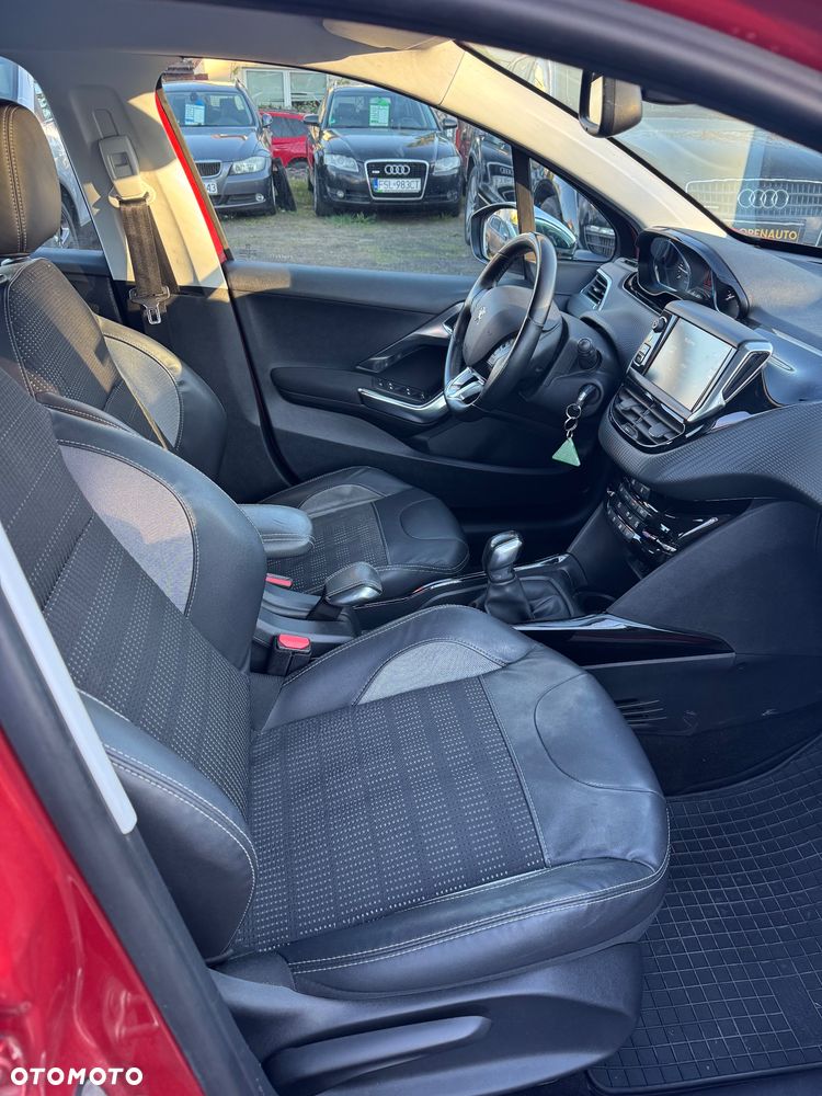 Peugeot 2008 PureTech 110 Style - 15