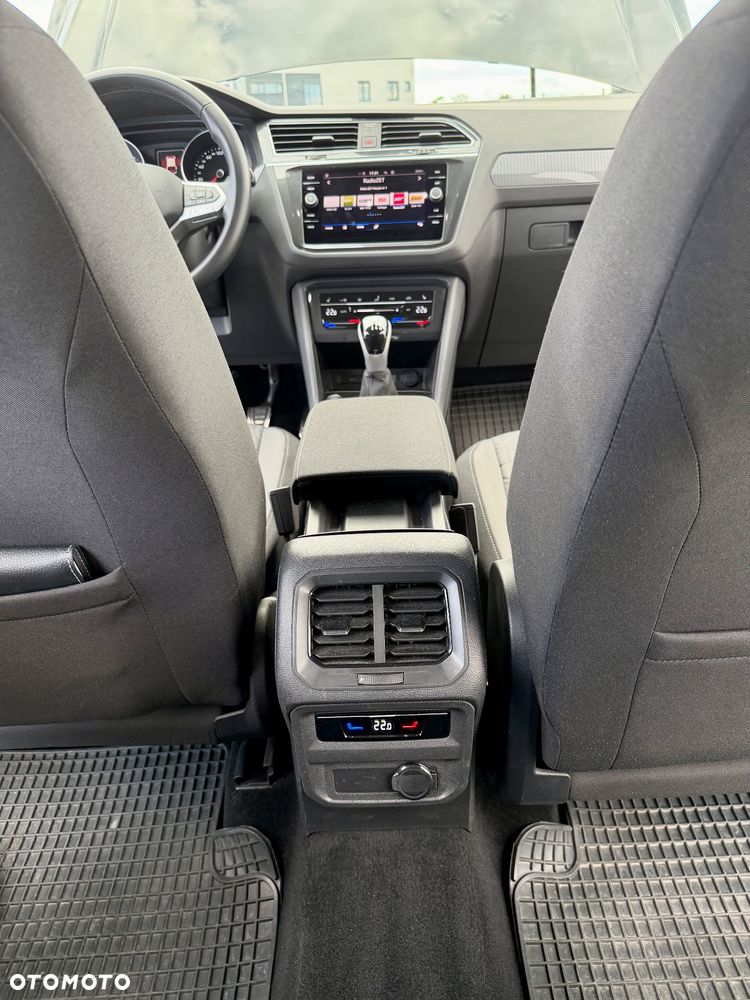 Volkswagen Tiguan - 25