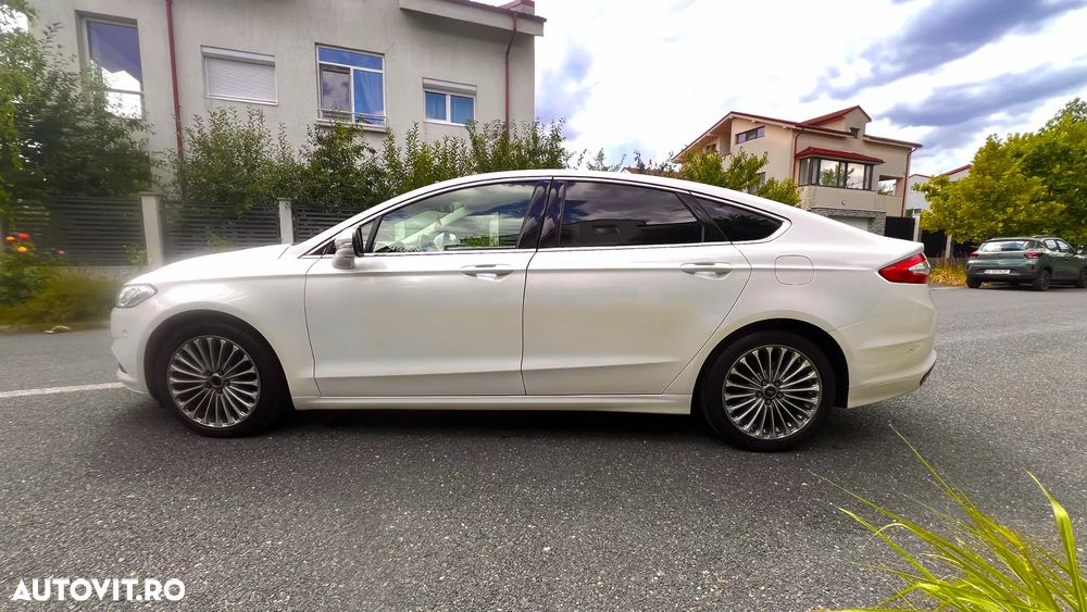 Ford Mondeo 2.0 TDCi Powershift Titanium - 2