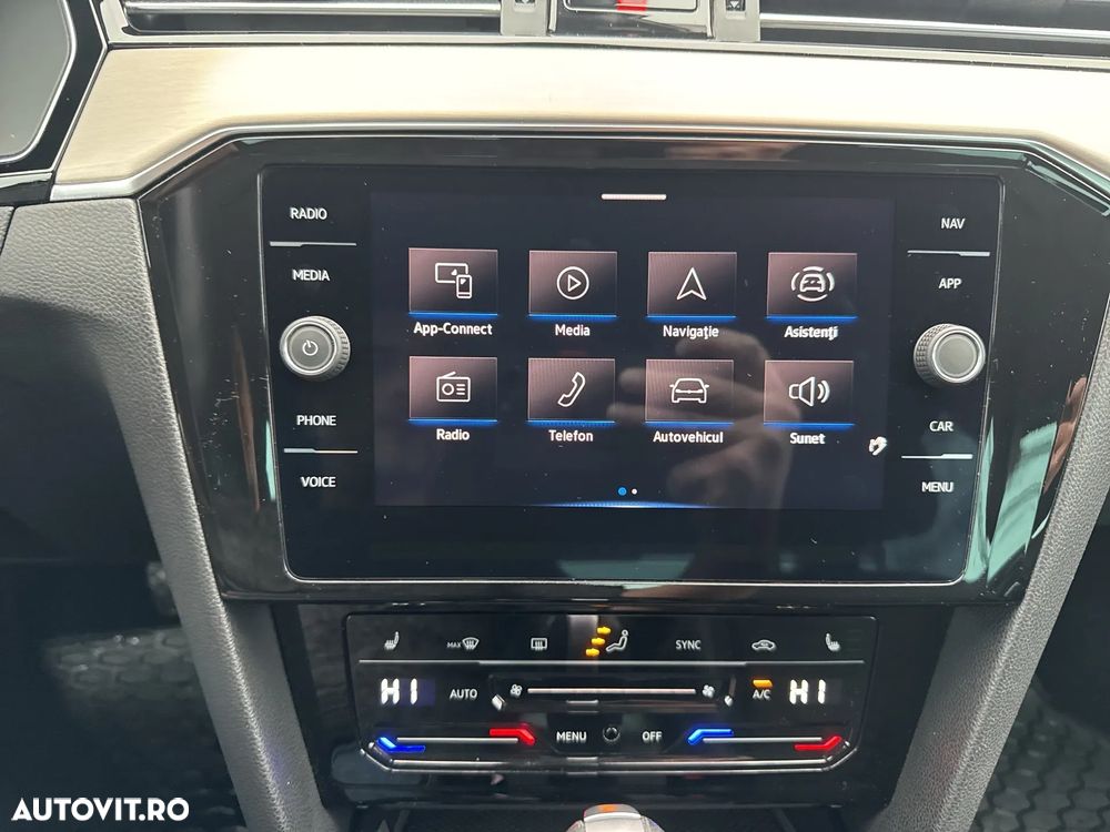 Volkswagen Passat 2.0 TDI DSG Highline - 25