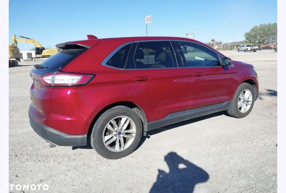 Ford Edge - 4