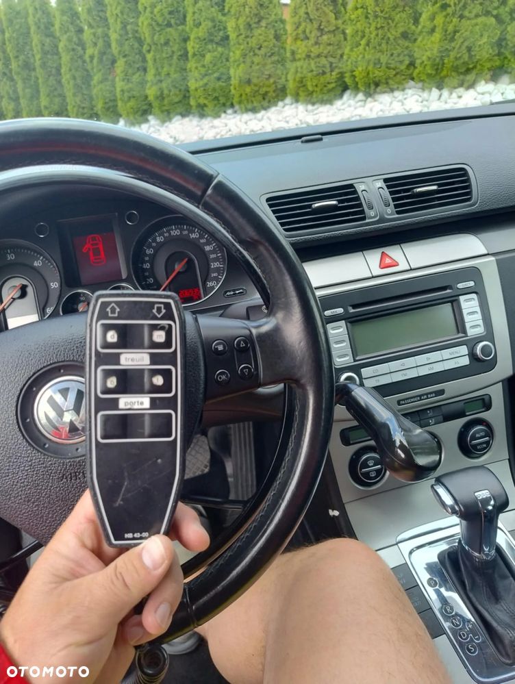 Volkswagen Passat 2.0 TDI Comfortline DSG - 23