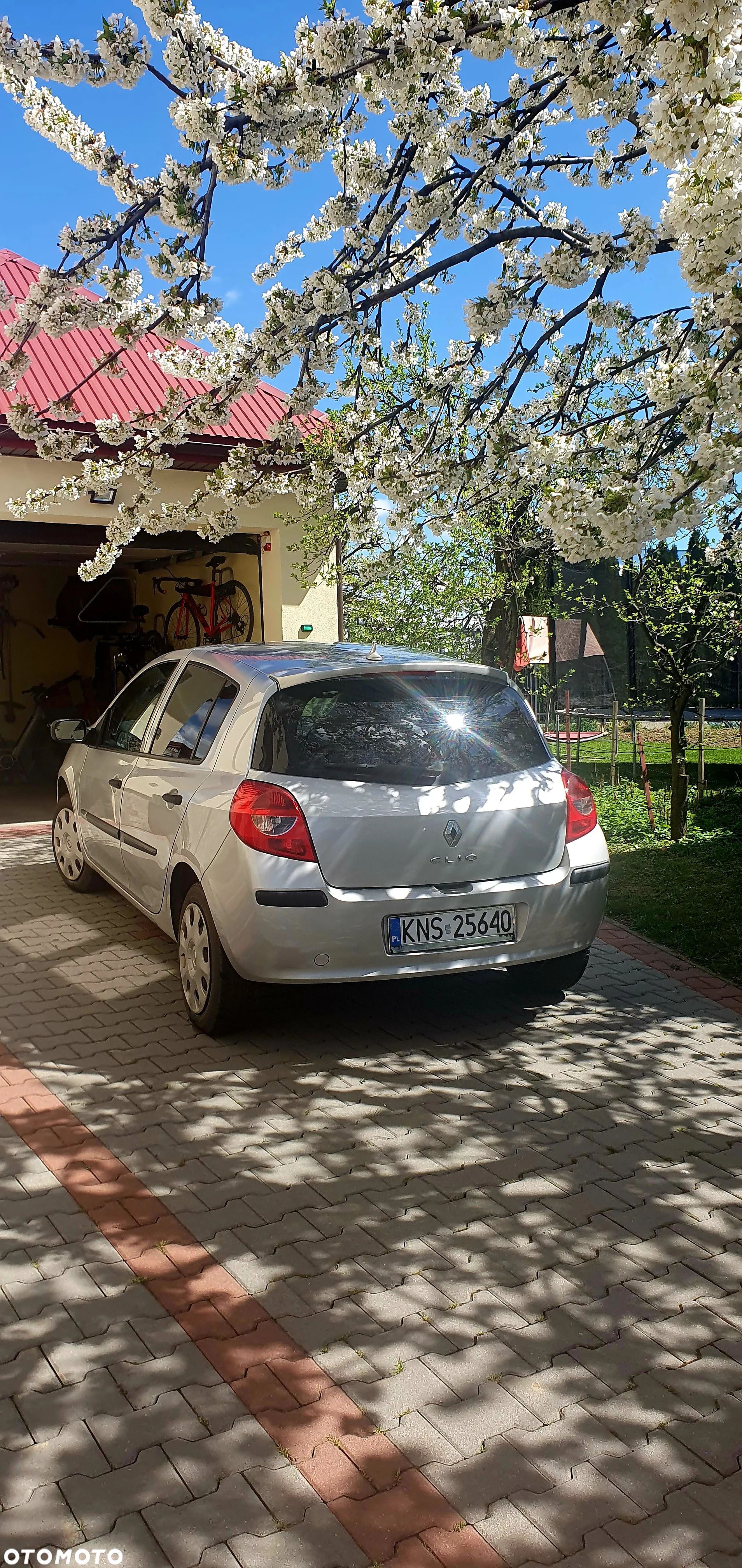 Renault Clio 1.2 16V Authentique - 1