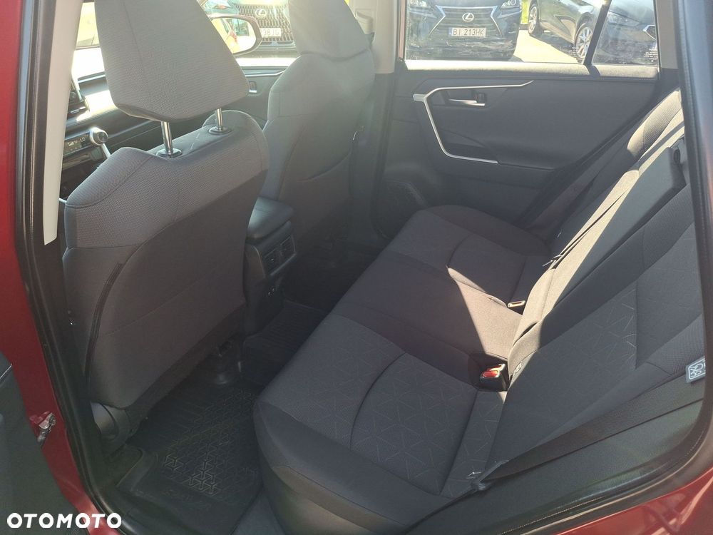 Toyota RAV4 - 10