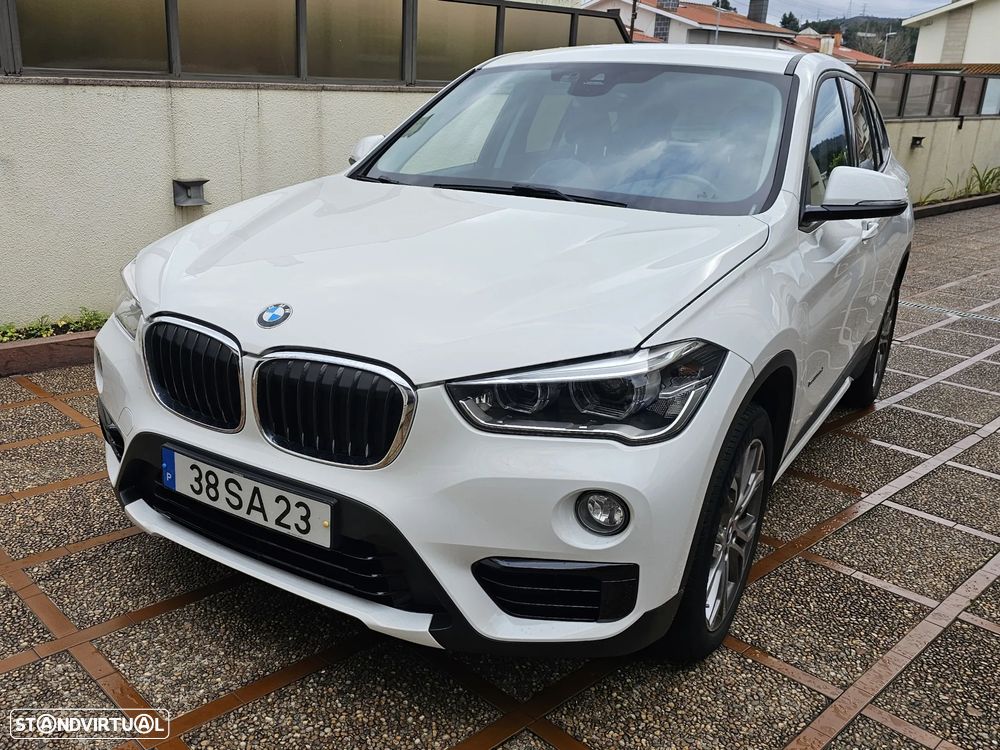 BMW X1 18 d sDrive Line Sport - 1