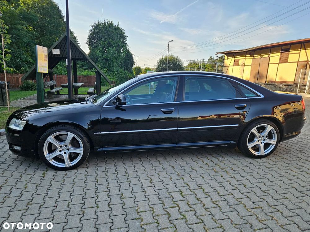 Audi A8 4.2 FSI L Quattro - 4
