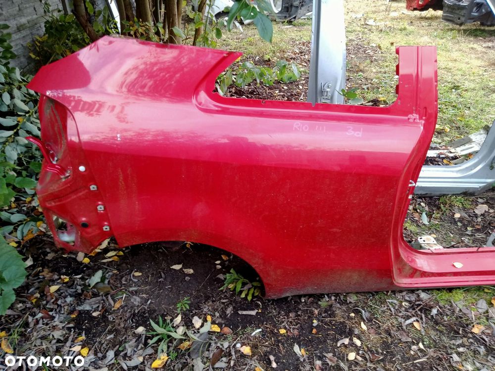 kia rio iii ćwiartka błotnik prawy tył 3d 2011-